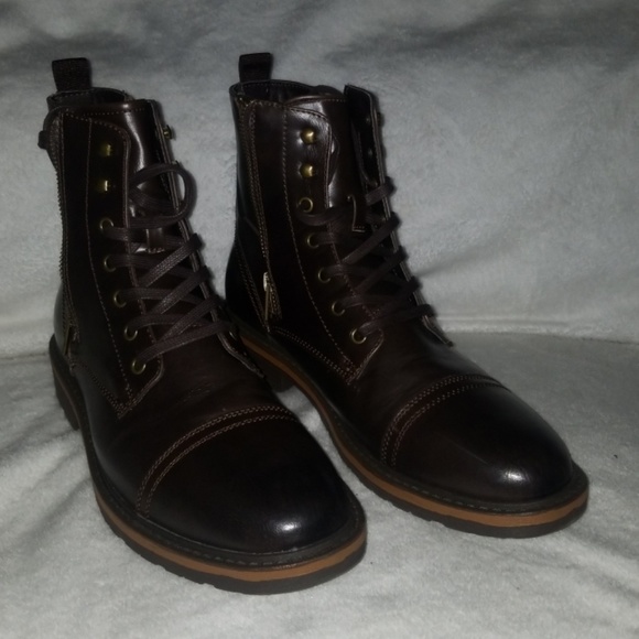 MENS UNLISTED BY KENNETH COLE BOOTS SIZE 9 - Picture 2 of 6